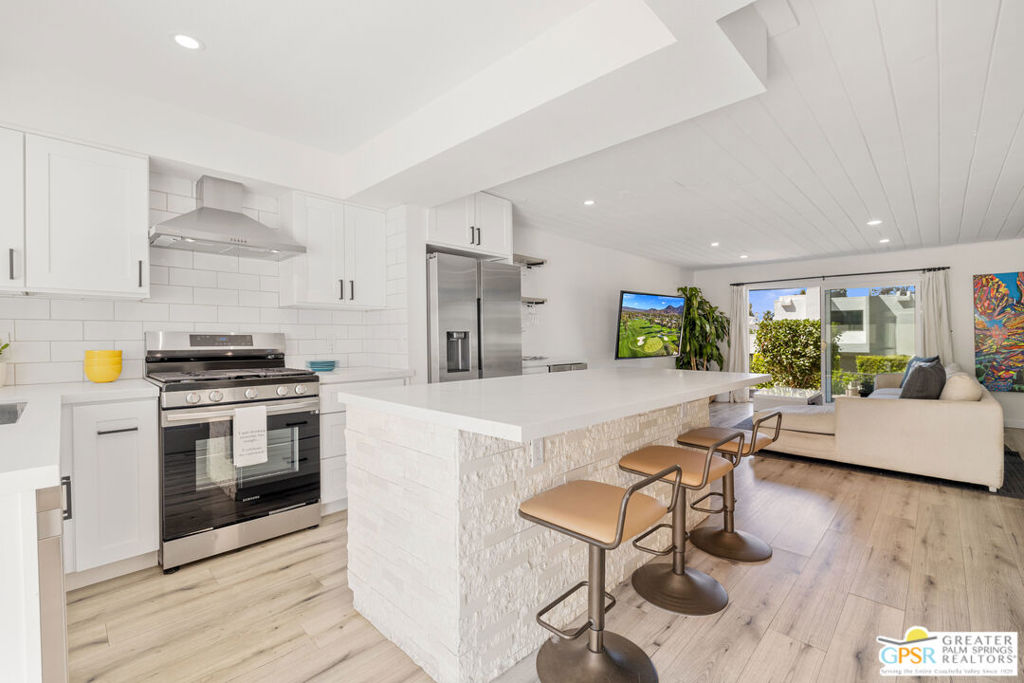 48756 Desert Flower Drive