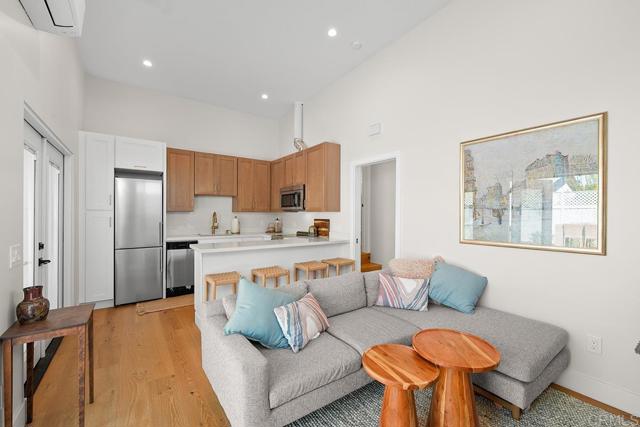 Detail Gallery Image 49 of 75 For 4404 Voltaire St, San Diego,  CA 92107 - 4 Beds | 3 Baths