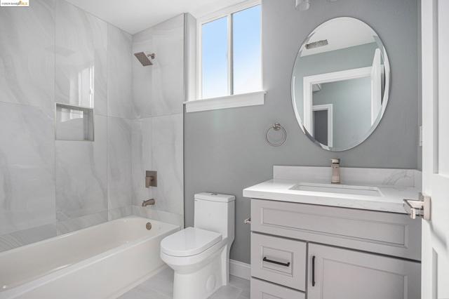Image 34 of 55 For 2804 Acton St