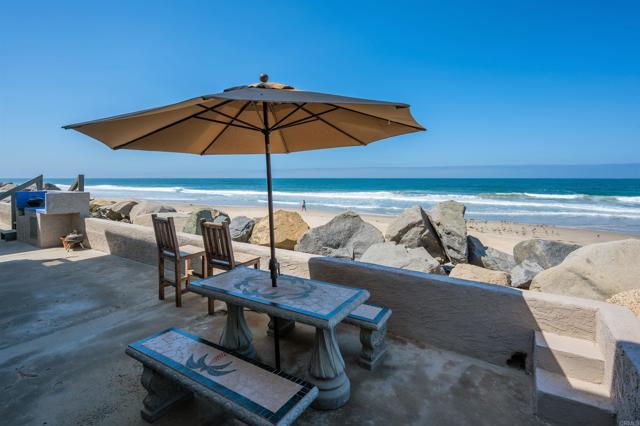 1460 Seacoast Drive, Imperial Beach CA: https://media.crmls.org/mediaz/3b530387-f3b5-4c76-bb49-a530c35b6793.jpg