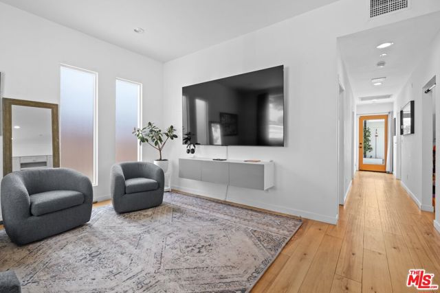 3170 Glenmanor Place, Los Angeles CA: https://media.crmls.org/mediaz/3b53cb63-4cee-42d6-9913-3314c367f3cd.jpg