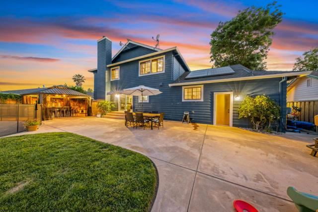 1851 Severinsen Street, Hollister CA: https://media.crmls.org/mediaz/3b54aeeb-fece-4fd3-8720-ce3a65d9fa4d.jpg
