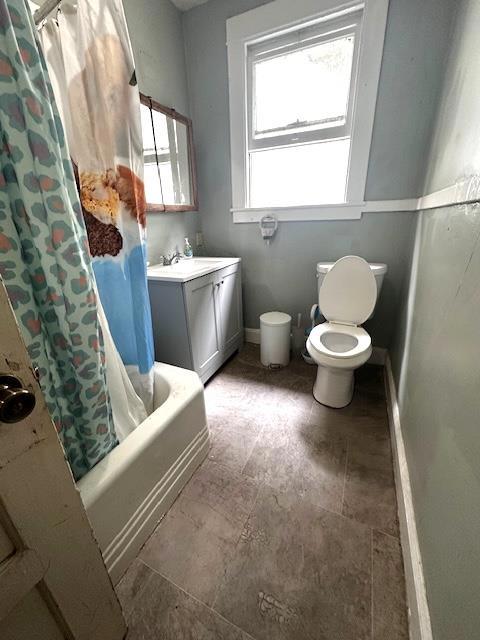 453 Grand Avenue, South San Francisco CA: https://media.crmls.org/mediaz/3b551425-6d38-4ca3-97b0-4099119377d9.jpg