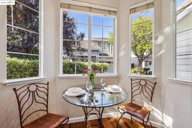 26 Farallon Ct, Richmond CA: https://media.crmls.org/mediaz/3b5539e7-250d-4152-a878-f19492910139.jpg