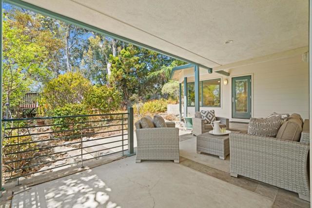 1780 Edgewood Road, Redwood City CA: https://media.crmls.org/mediaz/3b56052f-df82-4777-9850-6ef867414b88.jpg