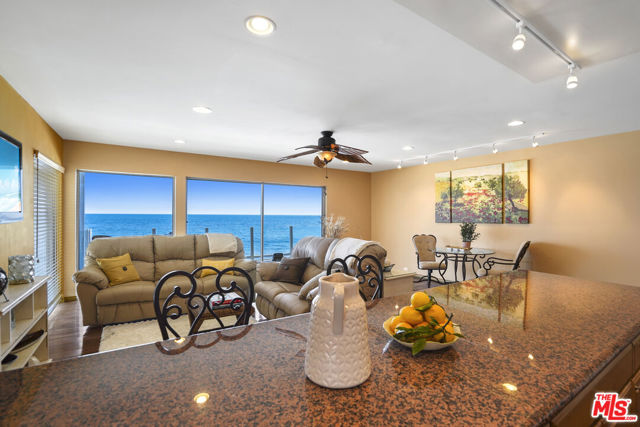 25200 Malibu Road, Malibu, California 90265, 2 Bedrooms Bedrooms, ,2 BathroomsBathrooms,Condominium,For Sale,Malibu,24407743