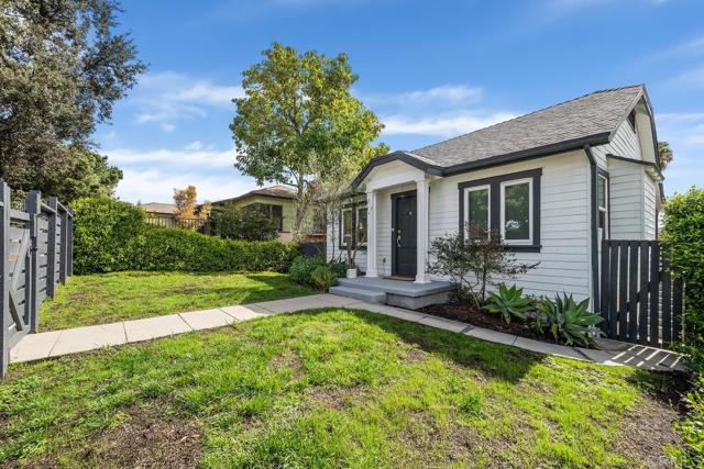 1400 Angelus Avenue, Los Angeles CA: https://media.crmls.org/mediaz/3b5624fc-d234-4d58-96af-0d20d8c412a8.jpg