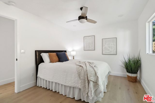 4656 Greenbush Avenue, Sherman Oaks CA: https://media.crmls.org/mediaz/3b569b1f-f2a6-42ca-819c-5e071d786278.jpg