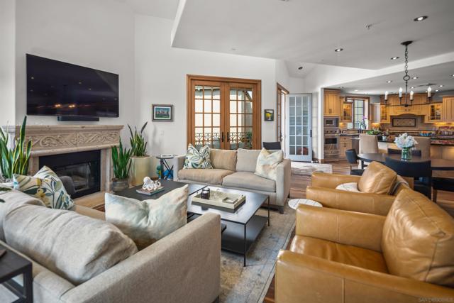 120 C Ave, Coronado CA: https://media.crmls.org/mediaz/3b58159d-b361-429c-91db-435688dbb223.jpg