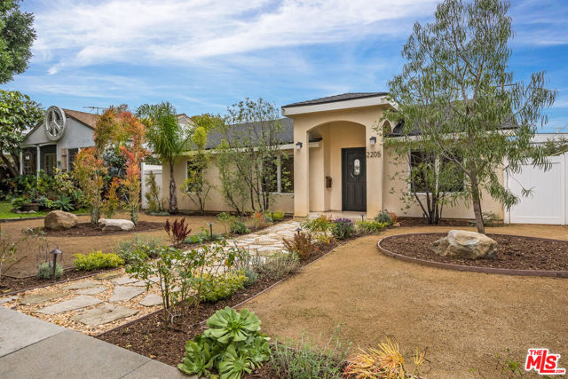 2205 Hill Street photo 3