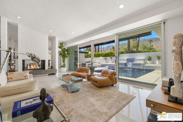 2087 S Toledo Avenue, Palm Springs, CA 92264