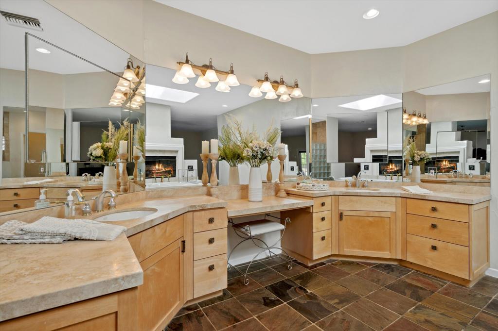 MLS #219128790DA image #28