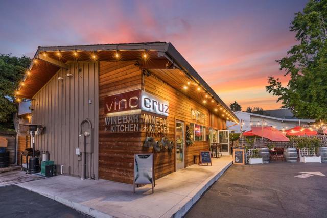 2625 Howe Street, Santa Cruz CA: https://media.crmls.org/mediaz/3b590ae7-de7b-4fb1-8a3e-99d10e2fa00e.jpg