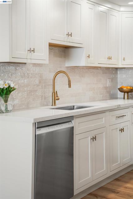 Image 31 of 53 For 4138 Bishop Pine Way