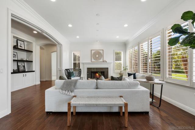 10263 Winecreek Ct, San Diego CA: https://media.crmls.org/mediaz/3b59a34a-1d5a-4882-bc98-93bd5a17d159.jpg
