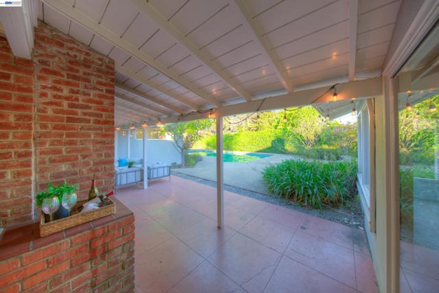 1785 Holly Ave, Menlo Park CA: https://media.crmls.org/mediaz/3b5aba38-d381-4b32-bdba-632b3422c961.jpg