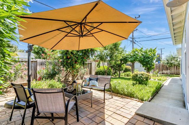 5140 Trade Wind Lane, Fremont CA: https://media.crmls.org/mediaz/3b5cb9de-e552-42ee-adc2-3948a80e7df9.jpg