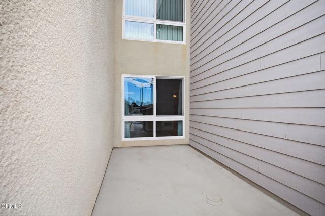 2901 Peninsula Road, Oxnard CA: https://media.crmls.org/mediaz/3b5f0465-10ed-4d60-b439-dd32f5a54c56.jpg