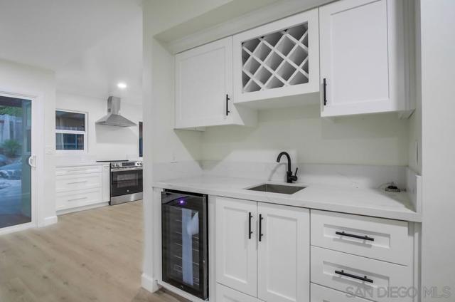4512 Terraza Ct, San Diego CA: https://media.crmls.org/mediaz/3b5ff50e-6136-469c-8486-365c65d152ce.jpg
