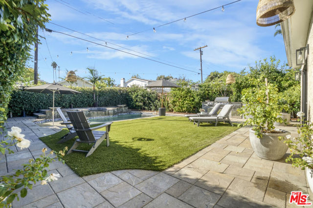 13128 Hartsook Street, Sherman Oaks CA: https://media.crmls.org/mediaz/3b609e5f-eabe-440d-a3a8-8fbf852a3d8a.jpg