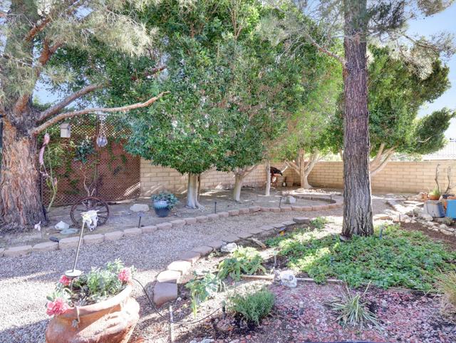 64660 Picard Court, Desert Hot Springs CA: https://media.crmls.org/mediaz/3b61e295-73ec-495f-8b61-0f54e67e305e.jpg