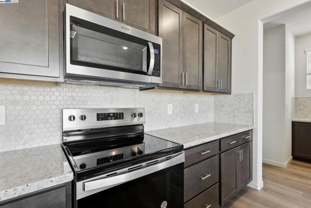 5204 Cardinal Court, Antioch CA: https://media.crmls.org/mediaz/3b61f517-0cf6-4ee4-acc5-2d2648f5dc94.jpg