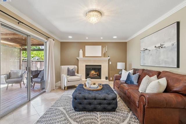457 Coleen St, Livermore CA: https://media.crmls.org/mediaz/3b627c91-2993-48c5-ad6d-80a7241fb6ea.jpg
