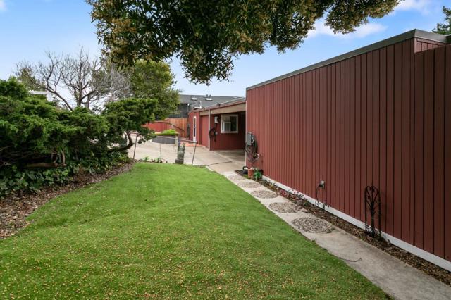 1708 Yorktown Road, San Mateo CA: https://media.crmls.org/mediaz/3b65d118-e1bc-4f4c-ab6d-805e6f87cdd6.jpg