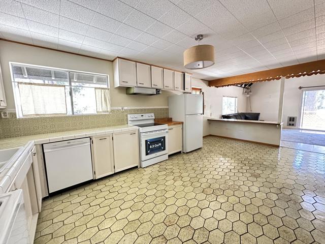 53430 Sherman Drive, Idyllwild CA: https://media.crmls.org/mediaz/3b65e91a-e98d-471b-80ba-05080ec04b79.jpg