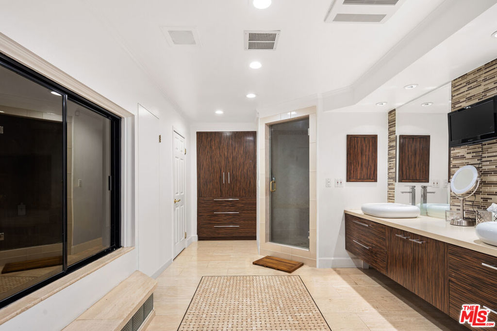 3511 Berry DriveStudio City img 21