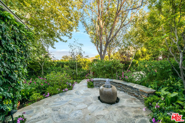 19012 Dorlon Drive photo 7