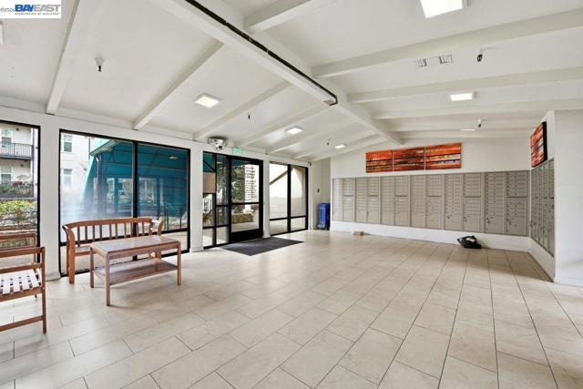 Image 33 of 37 For 1400 Carpentier St  315