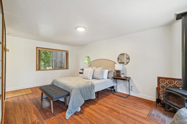 1150 Fetherston Way, Felton CA: https://media.crmls.org/mediaz/3b679b24-e68e-4043-a3a6-a840ce4aad2d.jpg