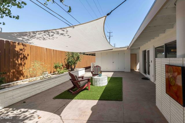 Detail Gallery Image 3 of 57 For 2421 C St, Bakersfield,  CA 93301 - 2 Beds | 2 Baths