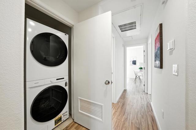 709 Modern Ice Drive, San Jose CA: https://media.crmls.org/mediaz/3b68a130-5554-4dd3-8190-7355a22d6444.jpg