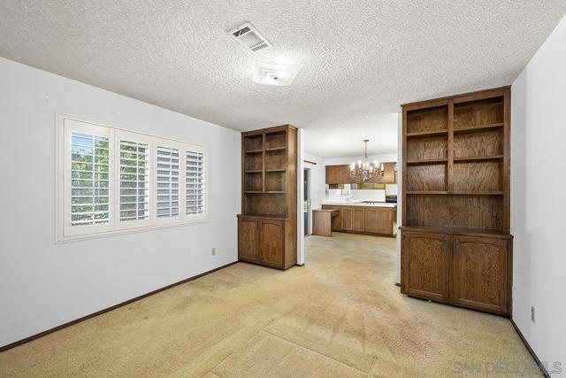 3718 Barbic Ct, Spring Valley CA: https://media.crmls.org/mediaz/3b68b4a8-a9c9-4a94-a578-ab541a8b3c05.jpg