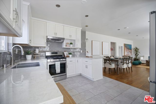 1507 Flagler Lane, Redondo Beach, California 90278, 3 Bedrooms Bedrooms, ,2 BathroomsBathrooms,Residential,For Sale,Flagler,25536807