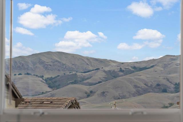 47382 Mission Falls Court, Fremont CA: https://media.crmls.org/mediaz/3b69316e-a337-4a34-bc94-cf63d1eb786c.jpg