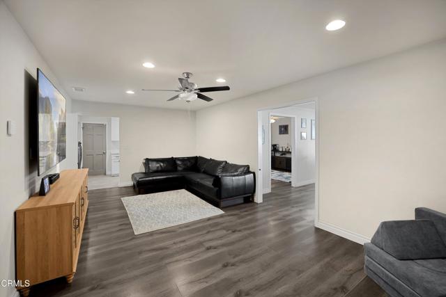 Detail Gallery Image 3 of 43 For 161 S Winton Ave, La Puente,  CA 91744 - 4 Beds | 2 Baths