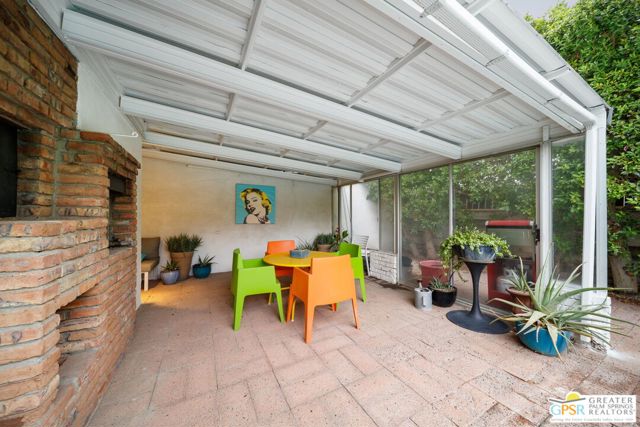 695 N Monterey Road, Palm Springs CA: https://media.crmls.org/mediaz/3b6a0f77-af9a-4063-bbf1-5dfe3a97a13f.jpg