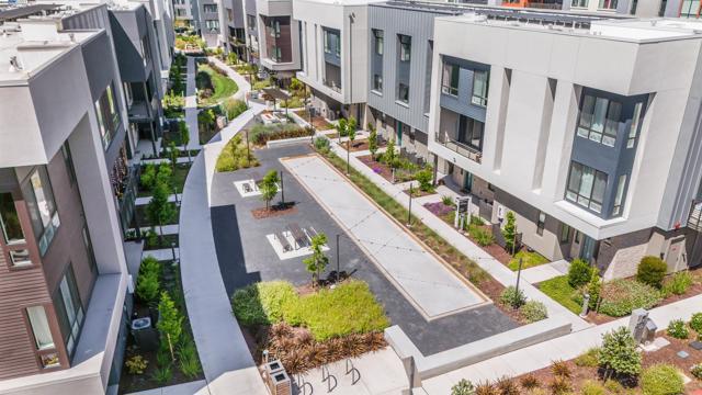 45099 Impress Common, Fremont CA: https://media.crmls.org/mediaz/3b6a8051-4cf2-4ea3-a1b5-fbf5779783b3.jpg