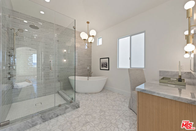 16724 Calle Arbolada, Pacific Palisades CA: https://media.crmls.org/mediaz/3b6b94d2-3cdb-4dab-9d2c-6d53bc7b9519.jpg
