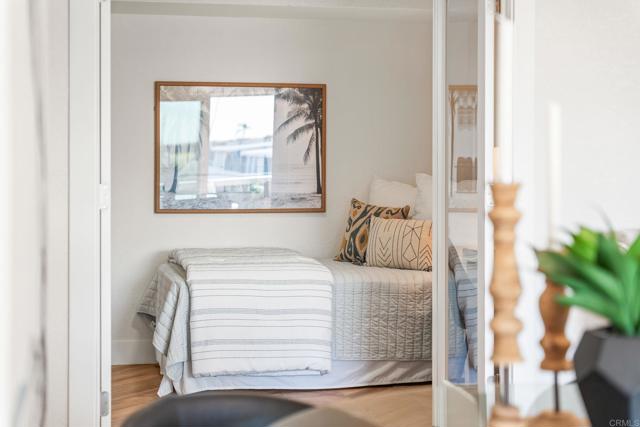 Detail Gallery Image 24 of 52 For 90 Montego Ct, Coronado,  CA 92118 - 2 Beds | 2/1 Baths