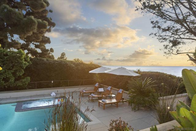 1515 El Camino Del Teatro, La Jolla CA: https://media.crmls.org/mediaz/3b6d38dd-d2f4-4a01-afcf-c28c661840c6.jpg