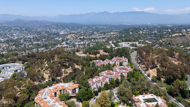 Detail Gallery Image 31 of 35 For 4200 via Arbolada #207,  Los Angeles,  CA 90042 - 2 Beds | 1 Baths