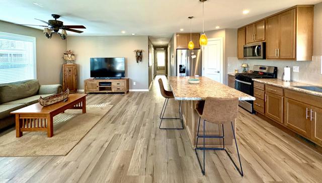 493 Prairie, Cathedral City CA: https://media.crmls.org/mediaz/3b6e17b9-1fff-4425-beac-cec2734951e0.jpg