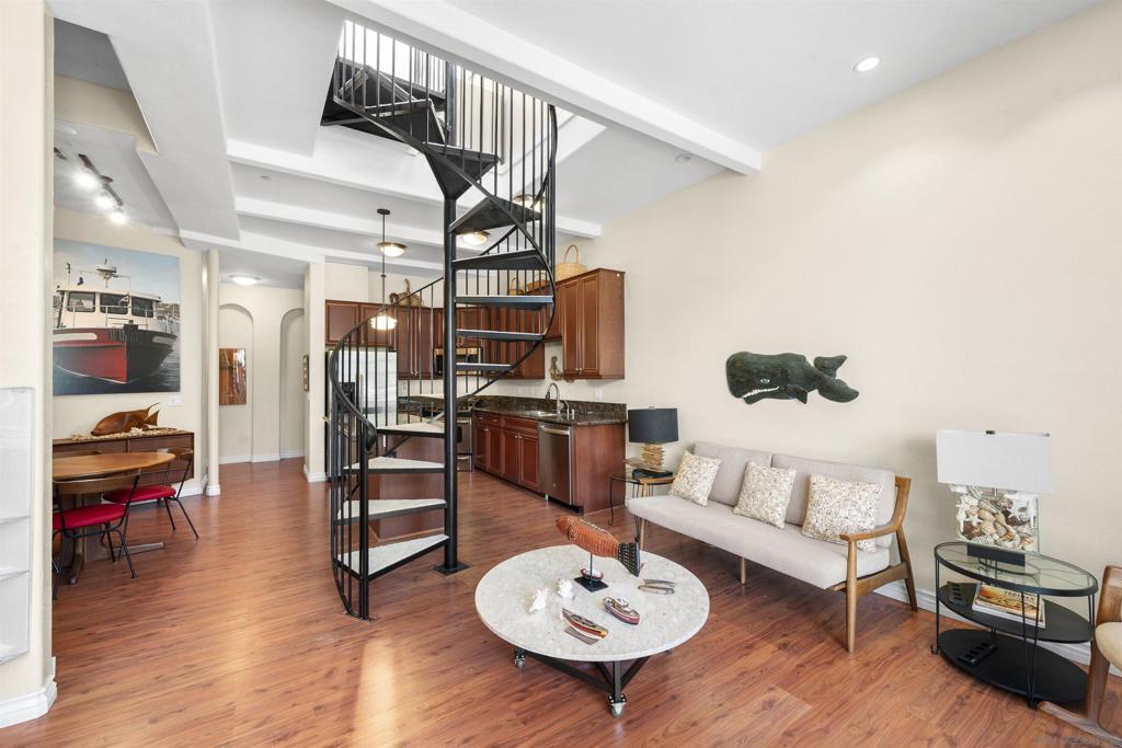 1021 Scott - photo 3