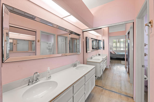 401 S El Cielo Road #49, Palm Springs, CA 92262