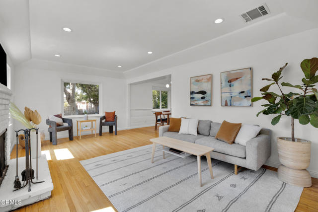 Front Image Thumbnail for CRV1-31819