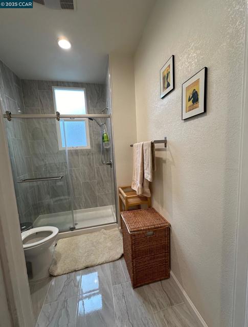 3229 Elm, Oakland CA: https://media.crmls.org/mediaz/3b6f03b1-2f16-4399-a519-a298ed0c399b.jpg